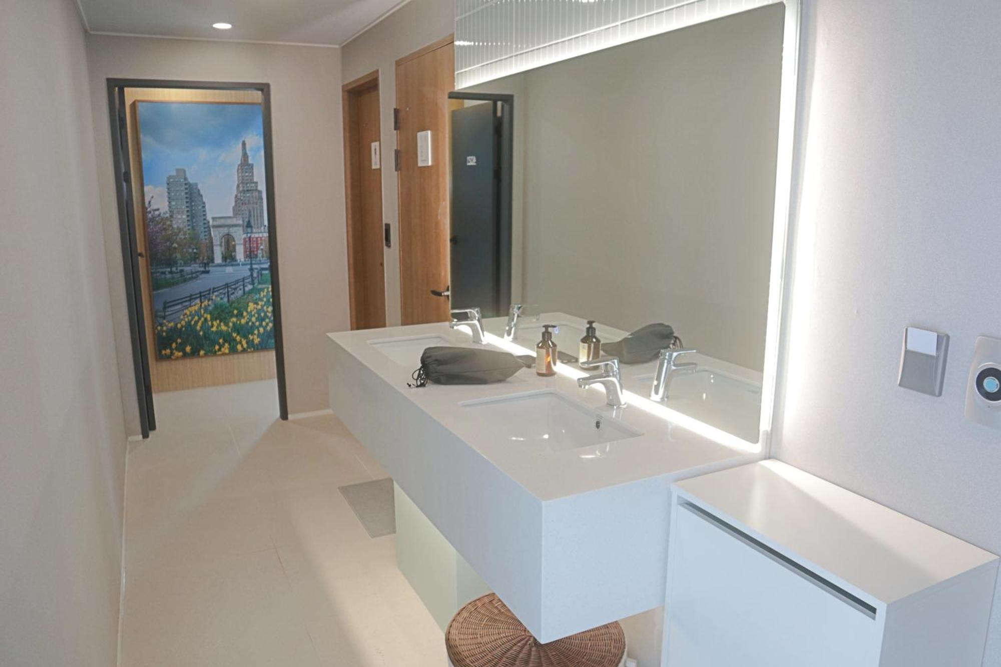 Sokcho Station Hostel Buitenkant foto