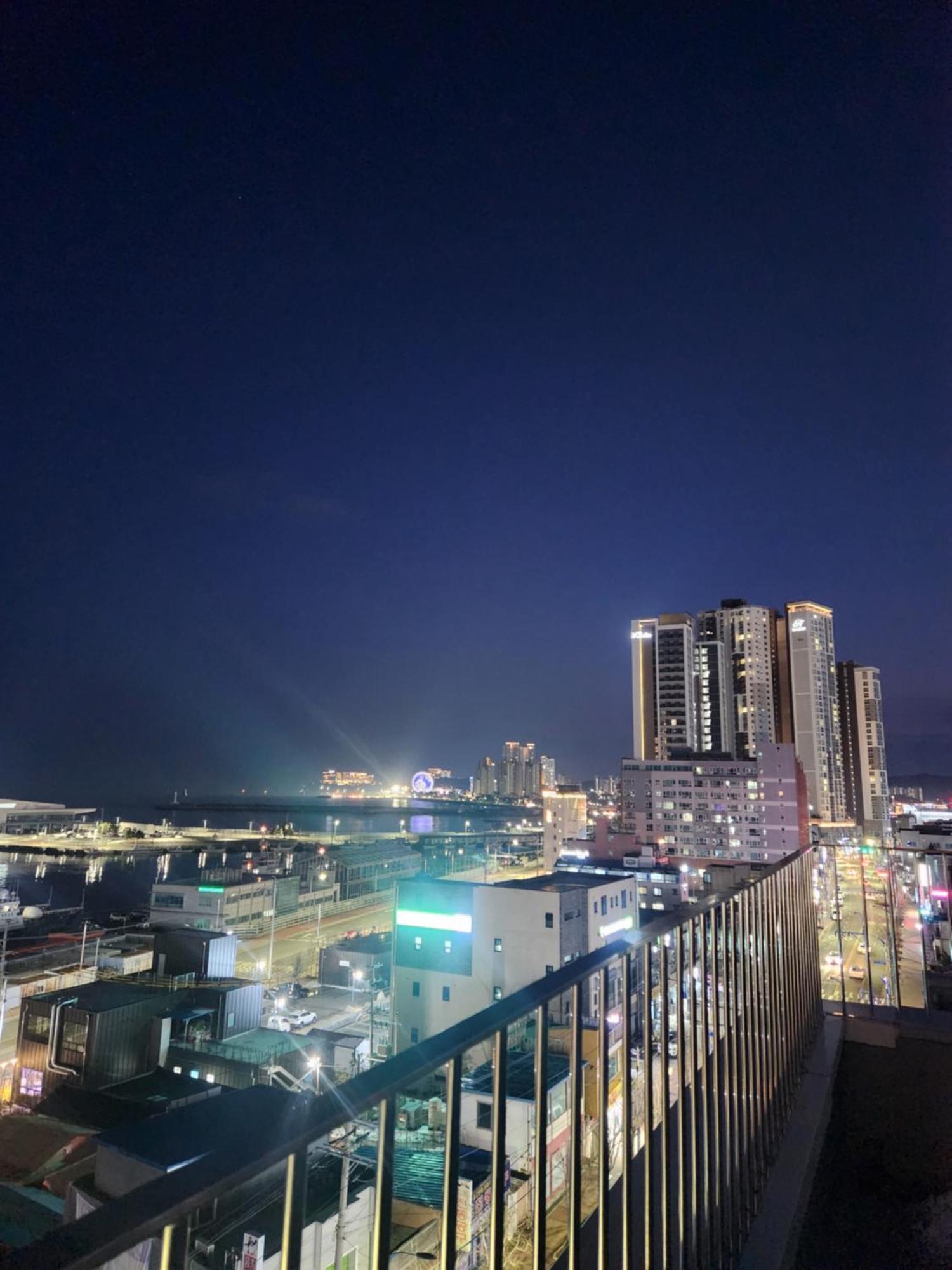 Sokcho Station Hostel Buitenkant foto
